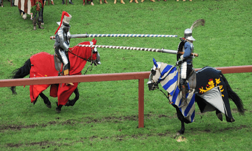 Mittelalterliche Feste, Festspiele mit Rittern und fein gewandete Damen